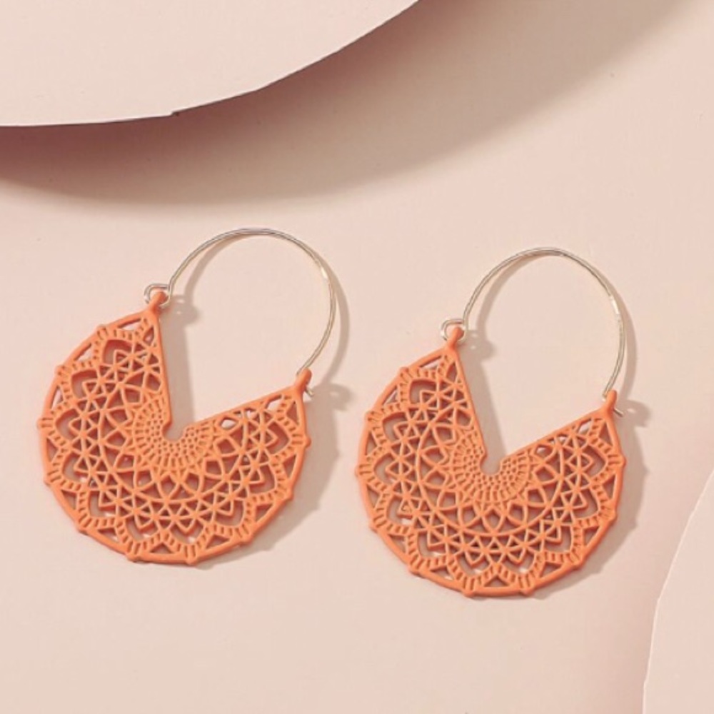 🌸2/$28 Or 🌺3/$33 Coral Mandala Earrings